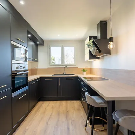 La Casa Vina — Family For 6 Otel